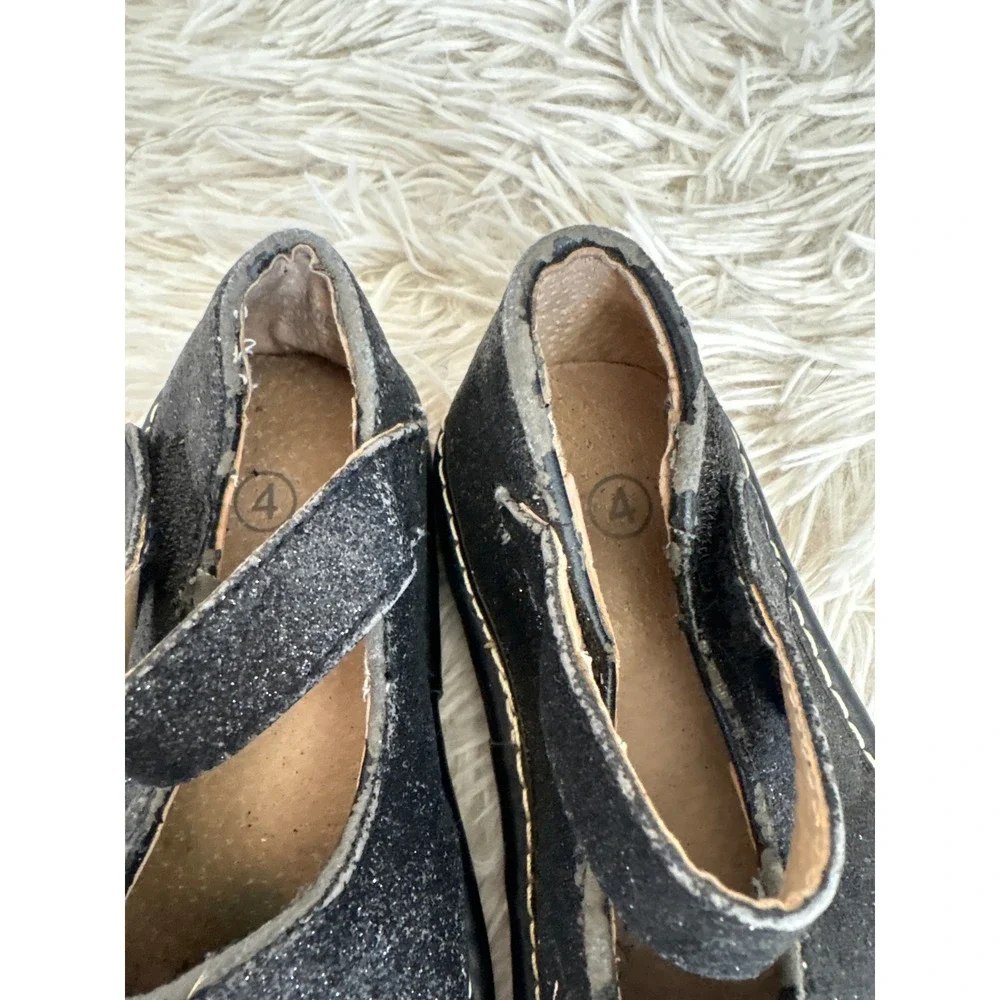 Squeak & Goggle‎ Sparkling Black Mary Jane Shoes Toddler Kids Size 4